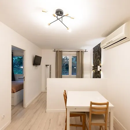 One Bedroom With Ac - Part Dieu דירה *